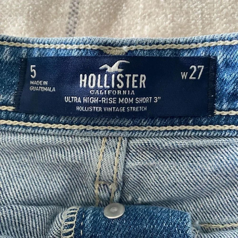 Hollister Ultra High Rise Mom Button Fly Jean Shorts 27